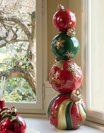 Allestimento natalizio sfere