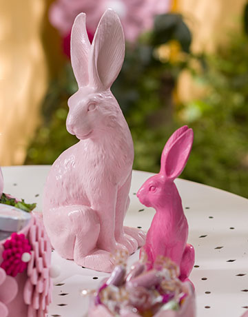 Conigli di Pasqua colorati