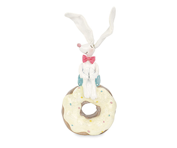 CONIGLIO SEDUTO SU DONUT