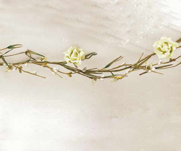 FILO C/ROSE BIANCHE-VERDI L.930 MM