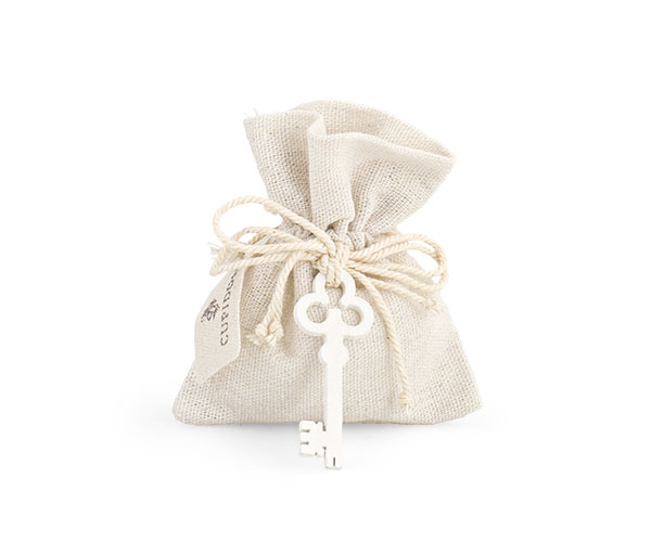 SACCHETTO AVORIO CON CHIAVE LEGNO